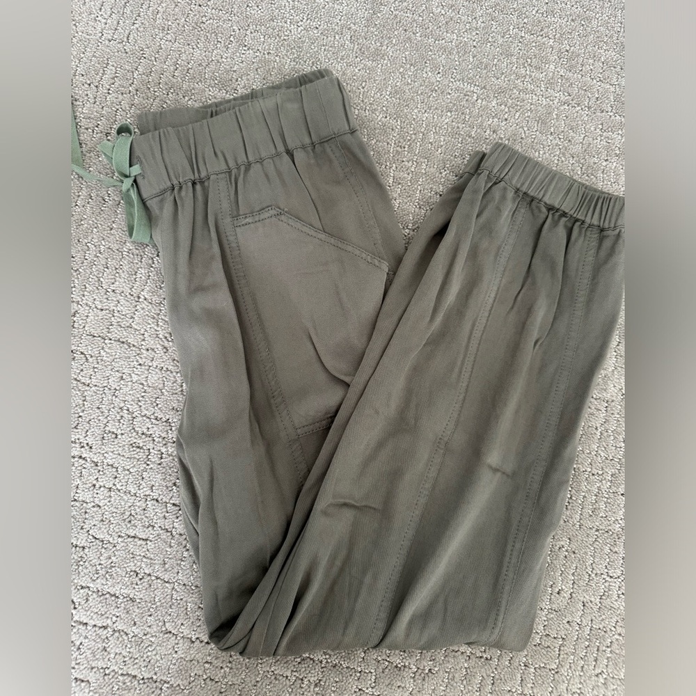 NWOT BobiBLACK olive green joggers/cargos